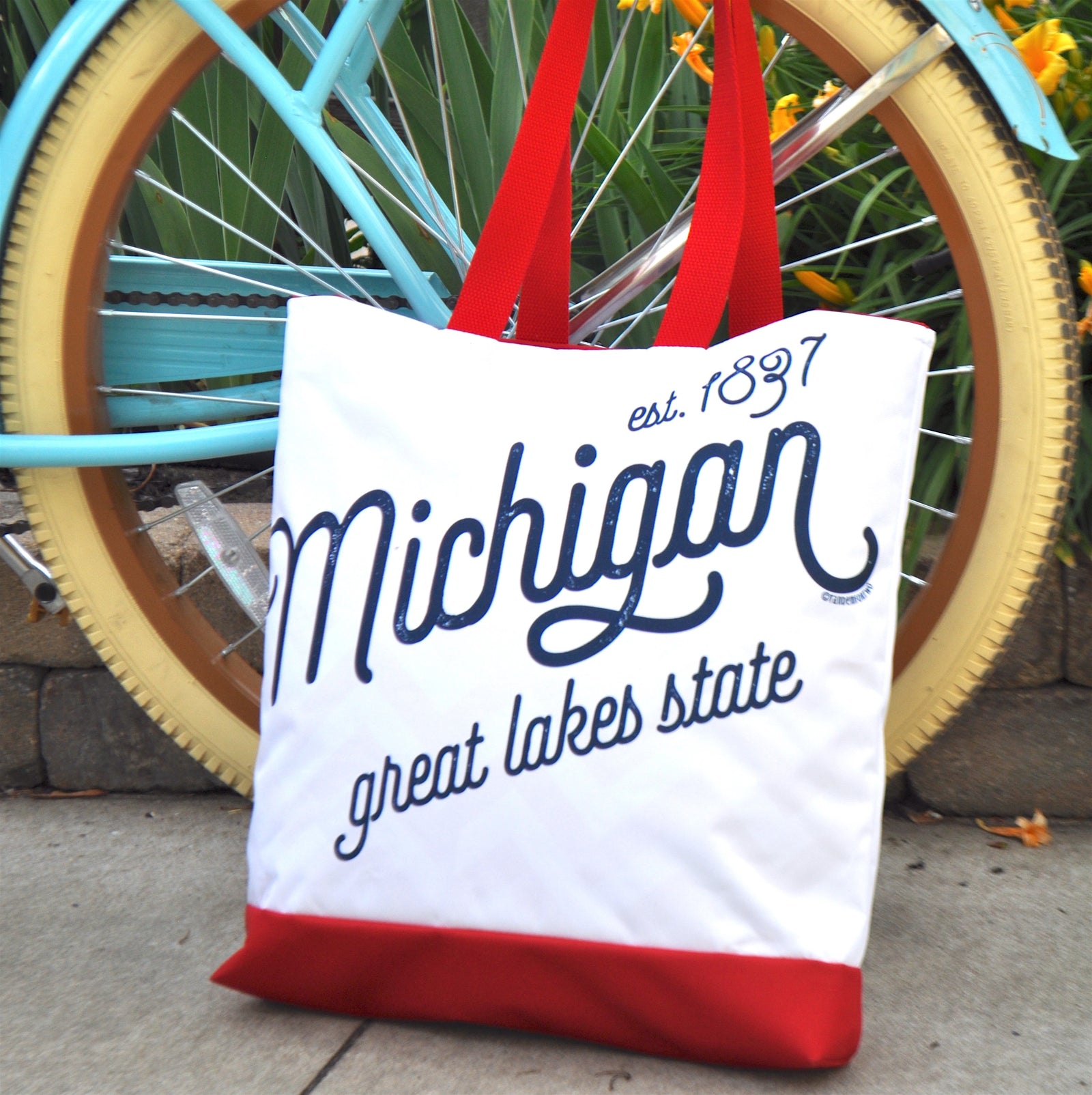 Treat Yourself to a Day Tote and Pouch!