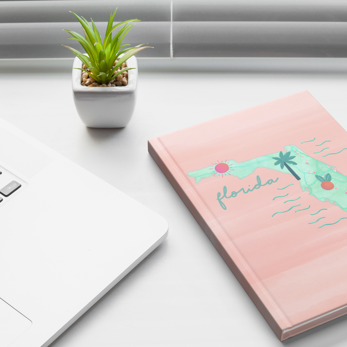 Journal_-_Florida_See_America_Lifestyle_1_Mockup.png_15509748